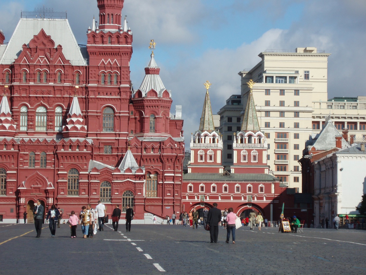 Red Square - Looking Northwest by Arienne McCracken on Flickr, cc-by-sa-2.0